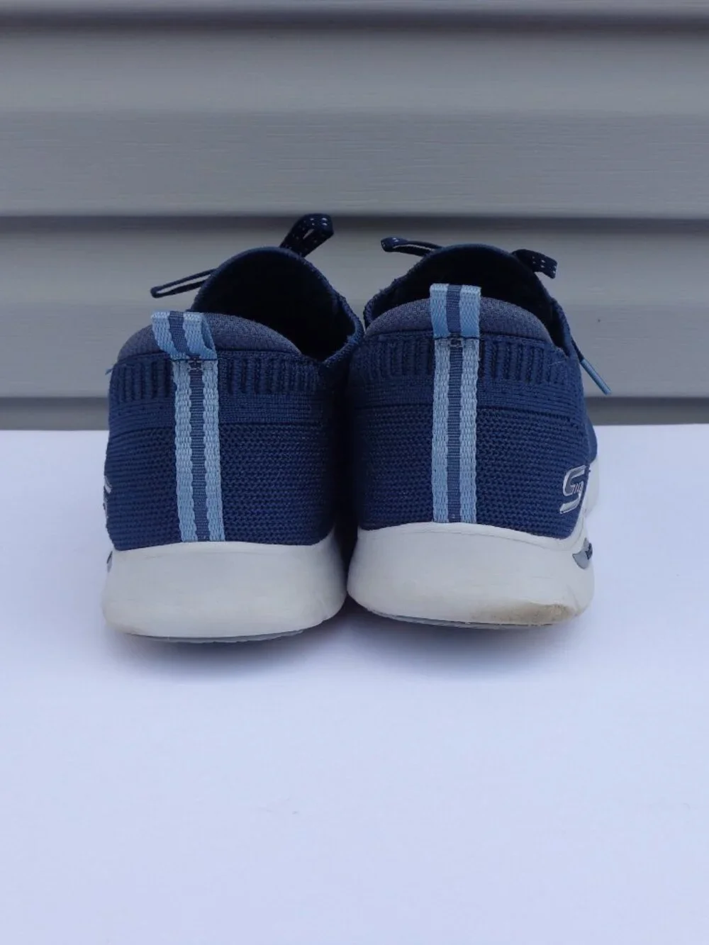 Skechers arch fit
